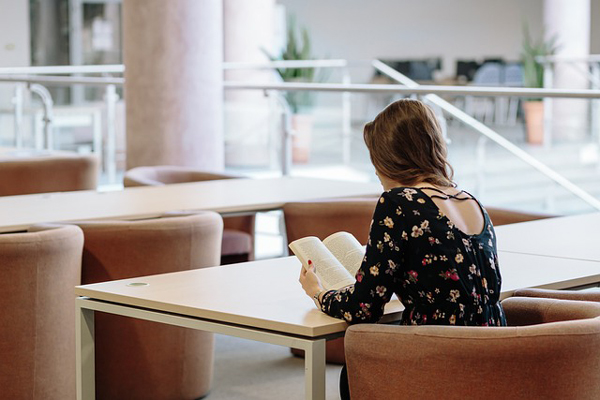 Lärare på högstadiet och gymnasiet är mycket oroade av elevernas bristande läsförståelse